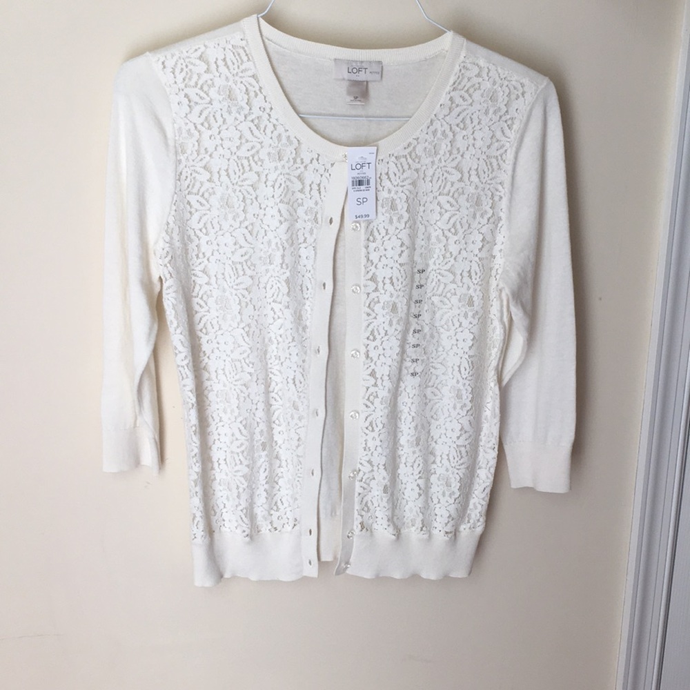 NEVER USED- LOFT cream sweater